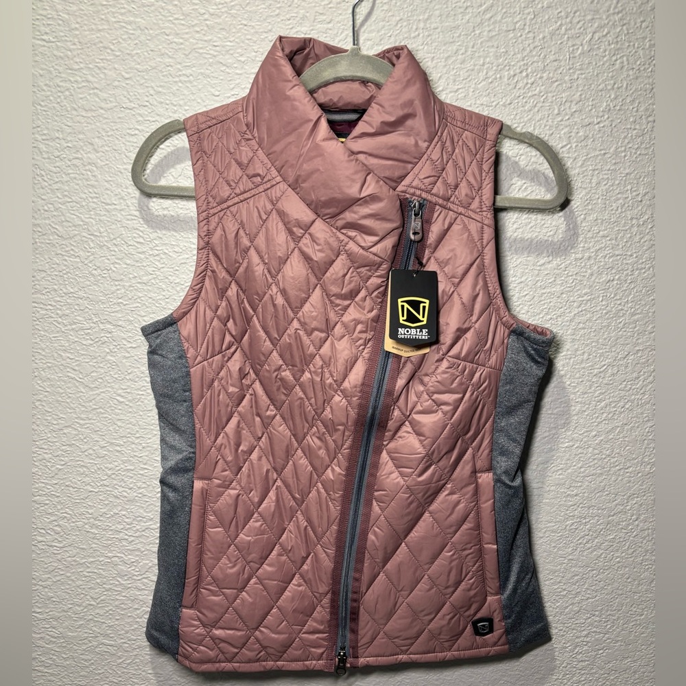 Pink Noble Outfitters Diagonal Zip Vest